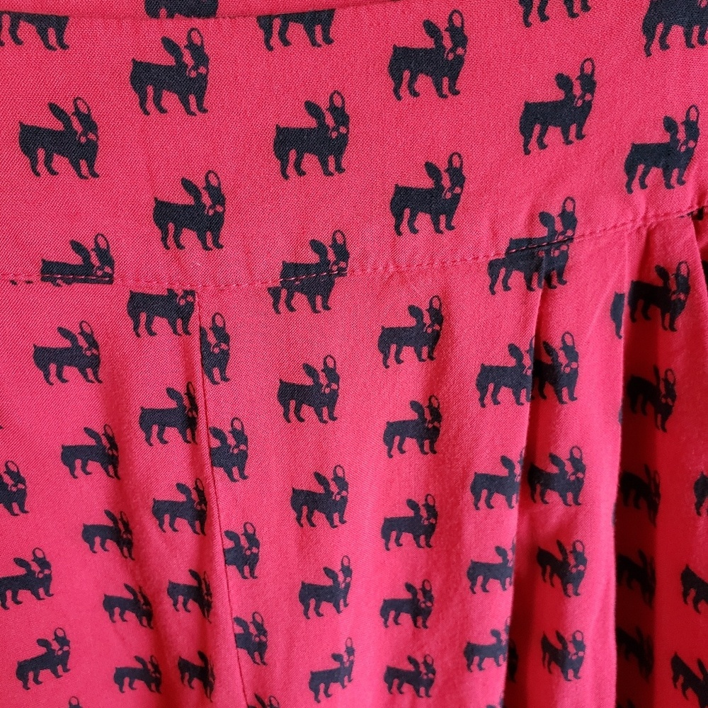 Keds size 7 loose red shorts w/ Pug dog pattern. - Picture 3 of 5